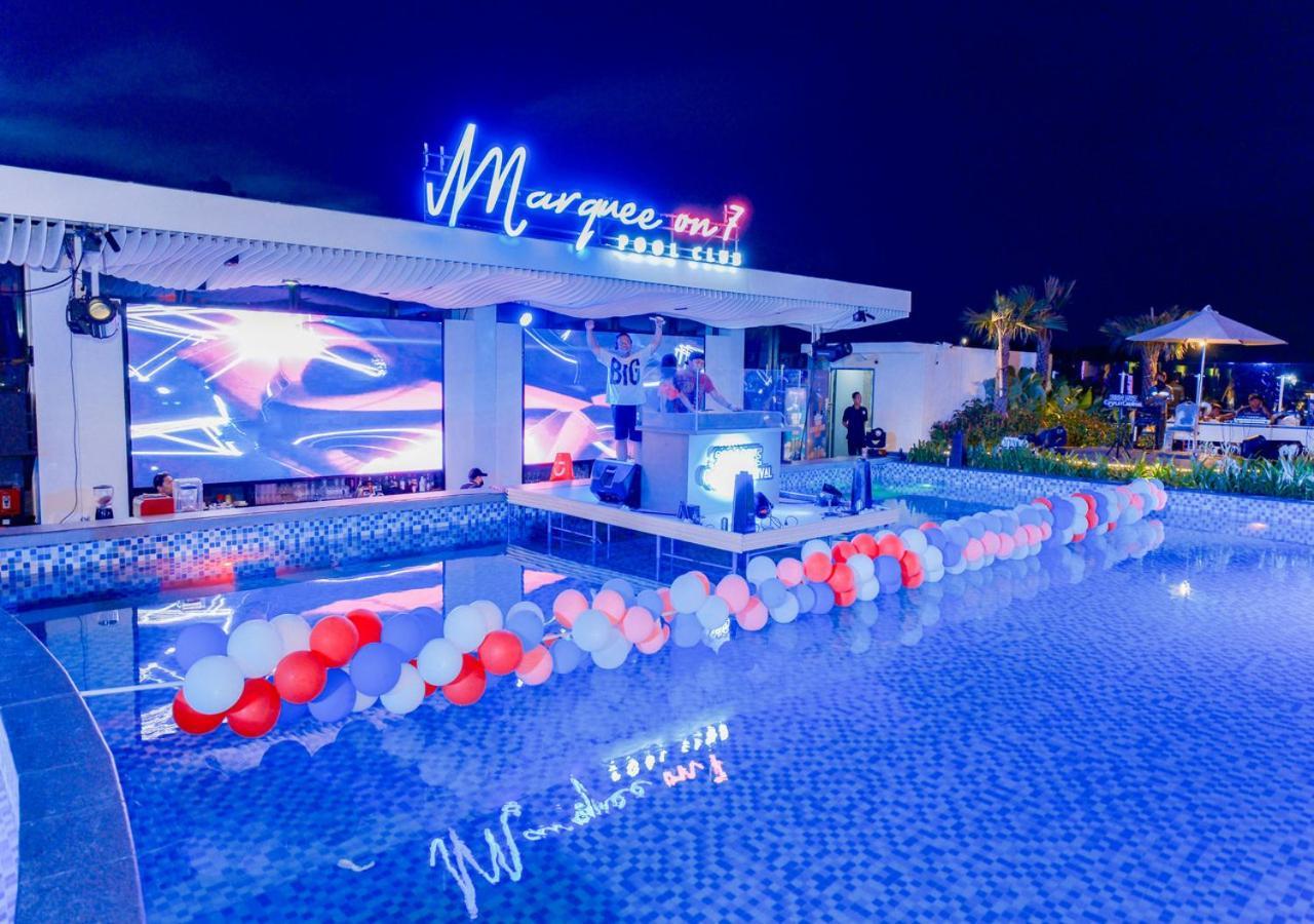 Pentacity Hotel Balikpapan Eksteriør bilde