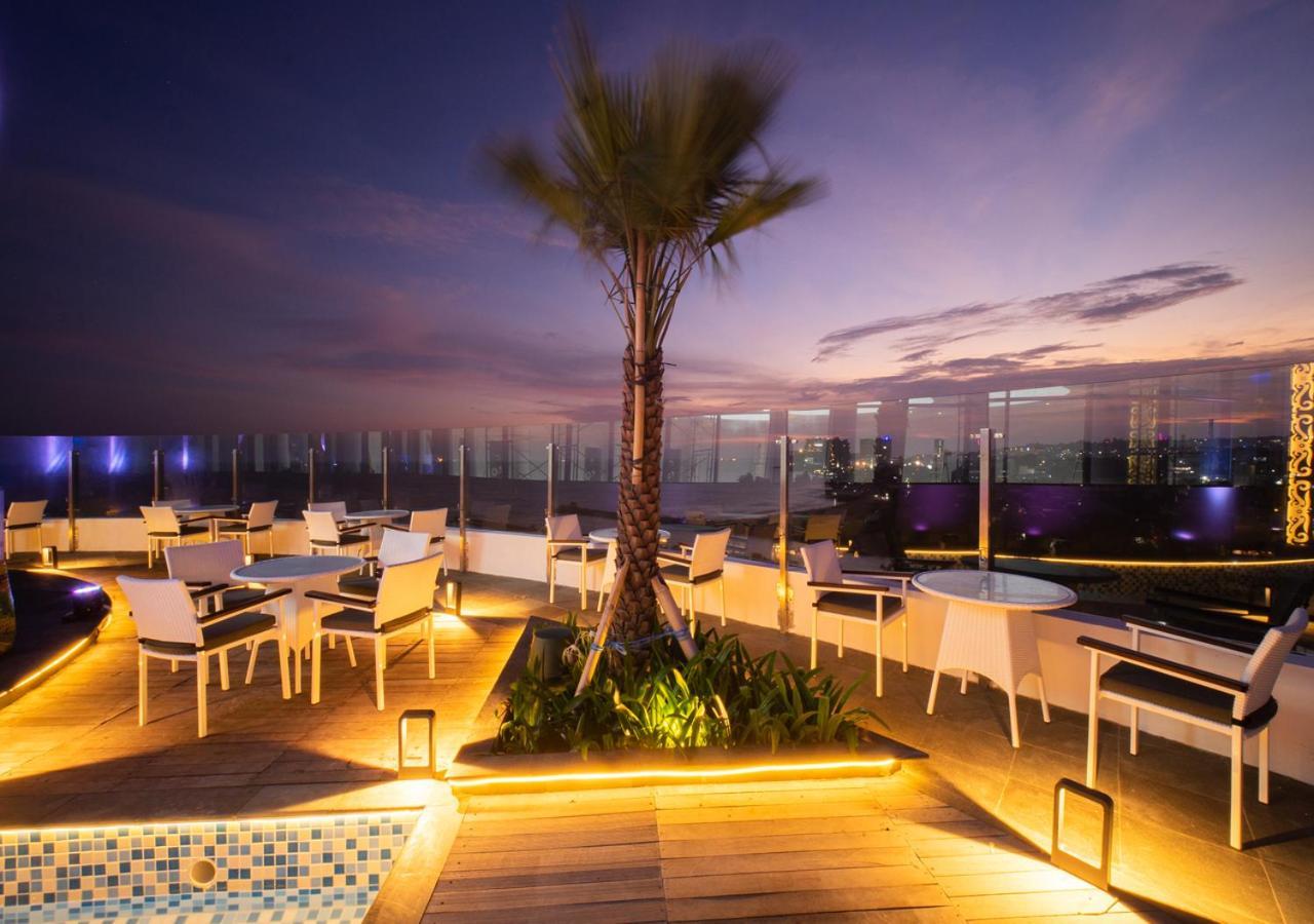 Pentacity Hotel Balikpapan Eksteriør bilde