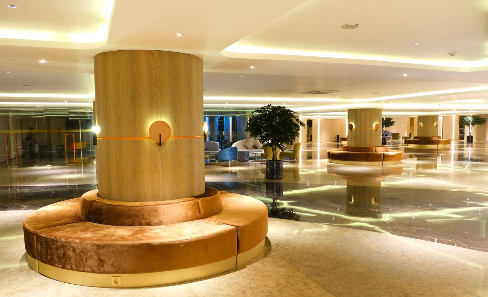 Pentacity Hotel Balikpapan Eksteriør bilde
