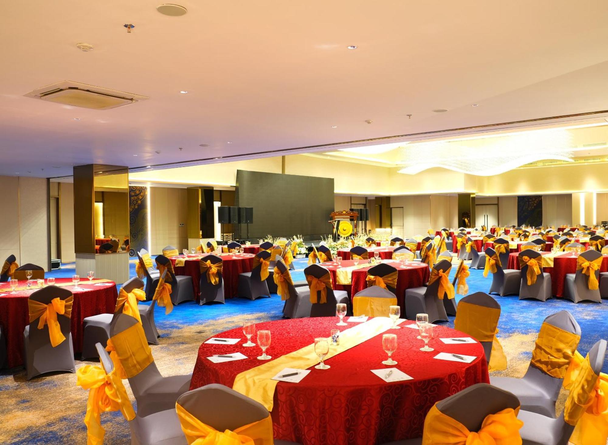 Pentacity Hotel Balikpapan Eksteriør bilde